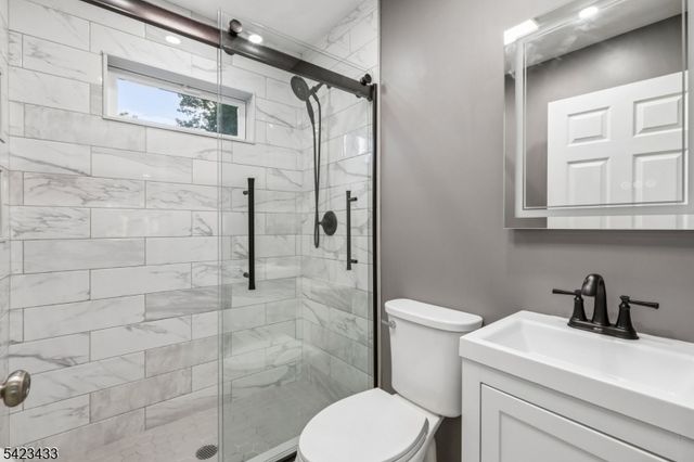 45 Hillside Ave, Nutley Twp., NJ 07110