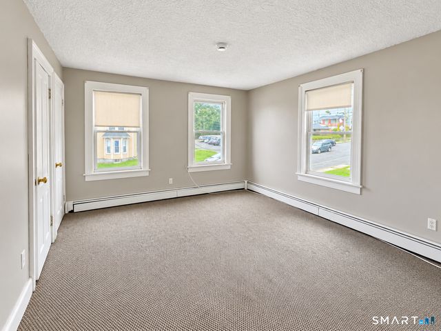30 Smith Street, Danbury, CT 06810