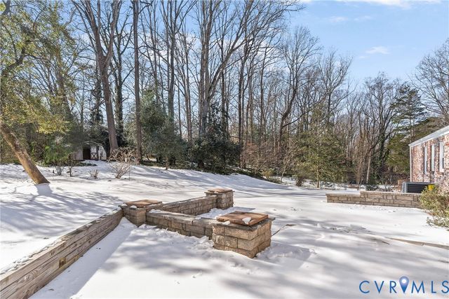 8835 Old Holly Rd, Richmond, VA 23235