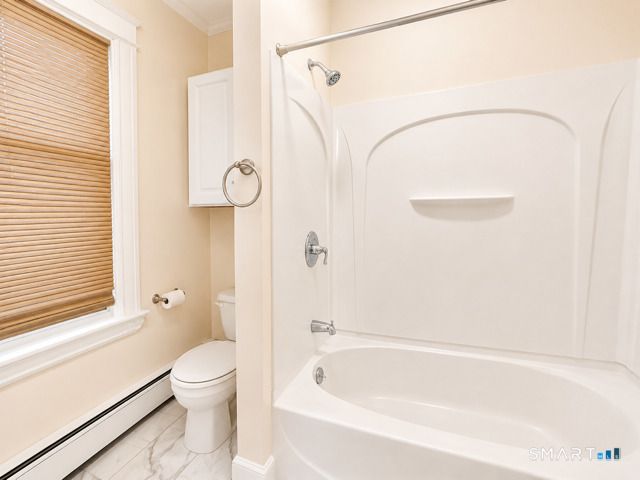302 Lakeview Avenue, Waterbury, CT 06705