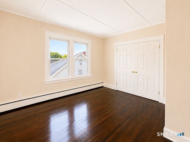302 Lakeview Avenue, Waterbury, CT 06705