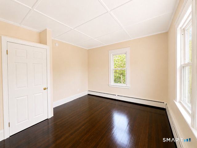 302 Lakeview Avenue, Waterbury, CT 06705
