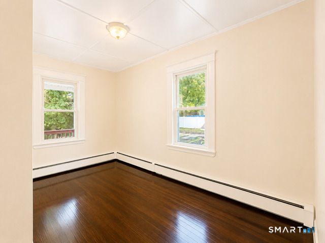 302 Lakeview Avenue, Waterbury, CT 06705