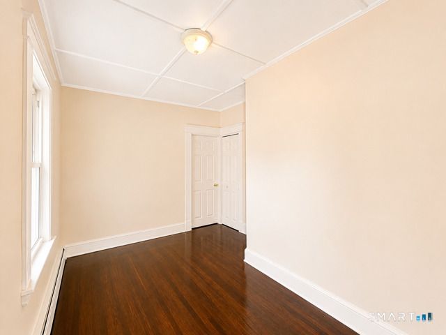 302 Lakeview Avenue, Waterbury, CT 06705