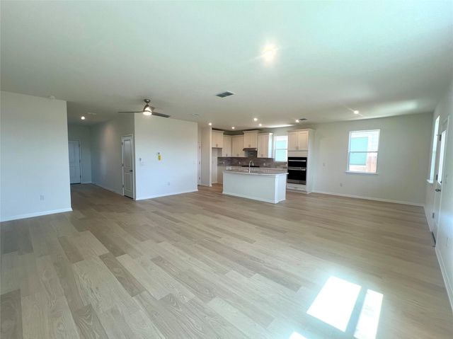 429 Young ST, Buda, TX 78610