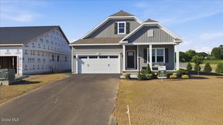 1 Clover Leaf Drive, Halfmoon, NY 12065