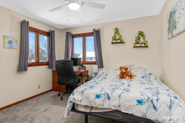 128 Edgebrook Drive, Sandwich, IL 60548