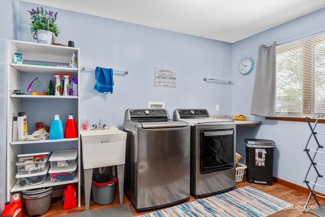 128 Edgebrook Drive, Sandwich, IL 60548