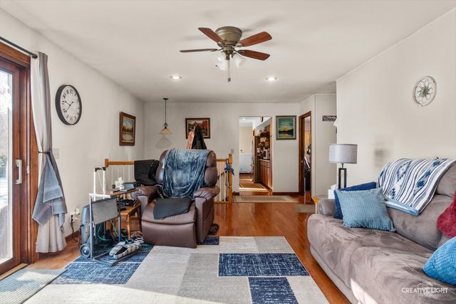 128 Edgebrook Drive, Sandwich, IL 60548