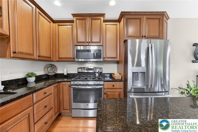 5440 Spring Ridge Drive West, Macungie Boro, PA 18062
