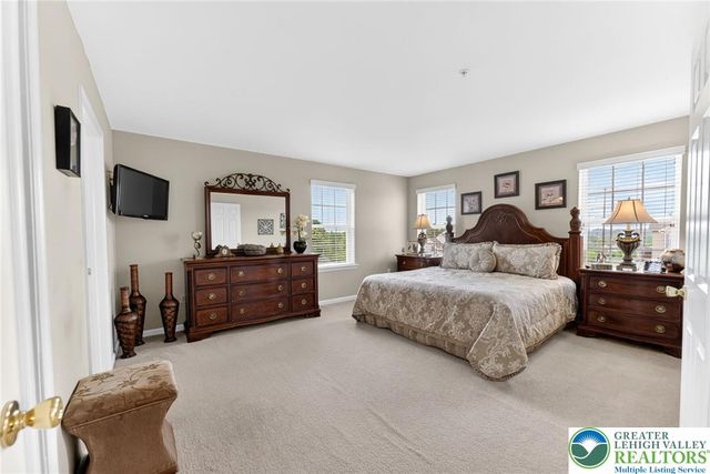 5440 Spring Ridge Drive West, Macungie Boro, PA 18062