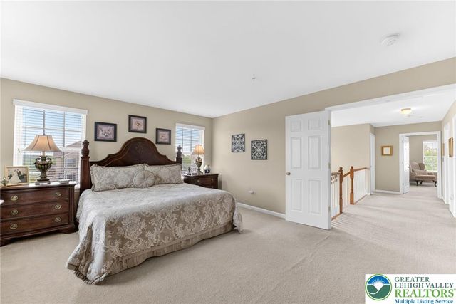 5440 Spring Ridge Drive West, Macungie Boro, PA 18062