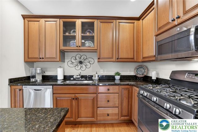 5440 Spring Ridge Drive West, Macungie Boro, PA 18062