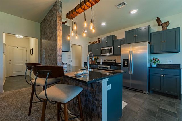 1017 Heritage Hills Drive, Tuttle, OK 73089