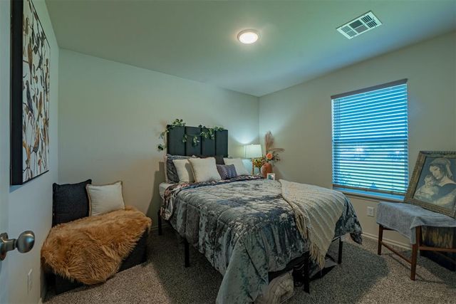 1017 Heritage Hills Drive, Tuttle, OK 73089