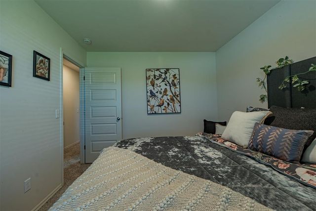 1017 Heritage Hills Drive, Tuttle, OK 73089