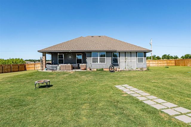 1017 Heritage Hills Drive, Tuttle, OK 73089