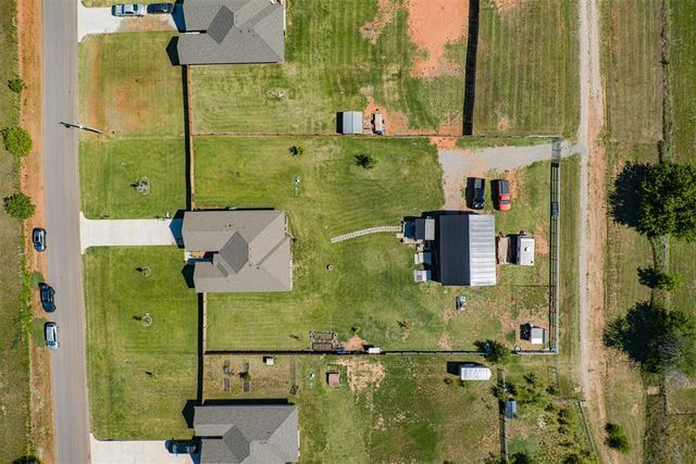1017 Heritage Hills Drive, Tuttle, OK 73089