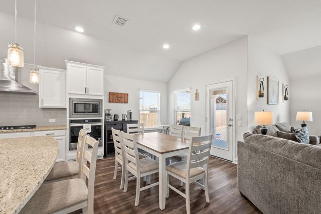 2920 Arlo Way, Aubrey, TX 76227