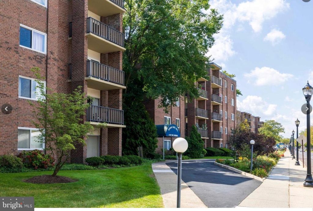 1570 THE FAIRWAY #312E, JENKINTOWN, PA 19046 — exterior