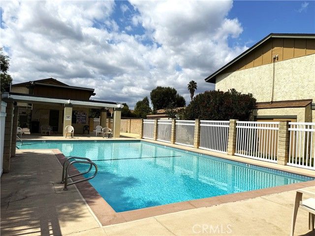 6629 Wilbur Avenue 22, Reseda (los Angeles), CA 91335