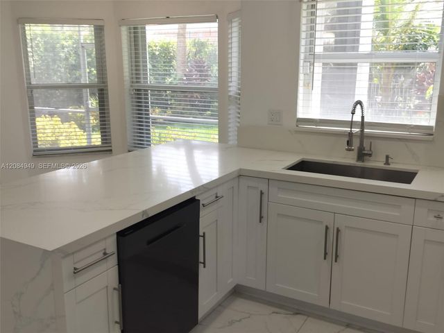 15842 SW 14th Street, Pembroke Pines, FL 33027
