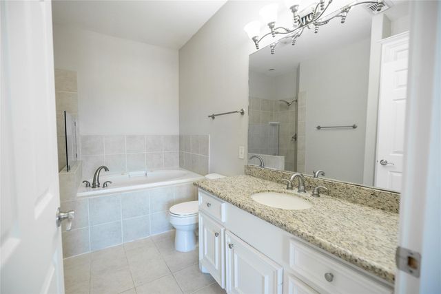 13165 Snow Lane Lane 4, Willis, TX 77318