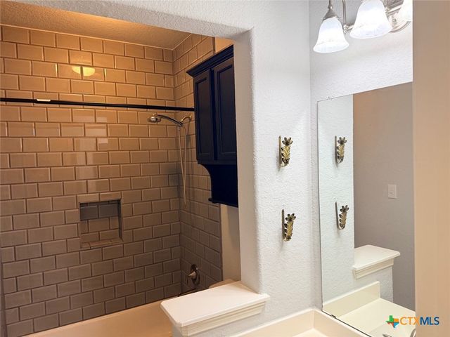 490 Pecan Meadows, New Braunfels, TX 78130