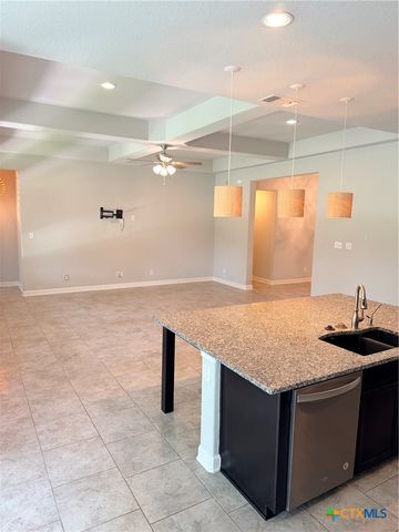 490 Pecan Meadows, New Braunfels, TX 78130