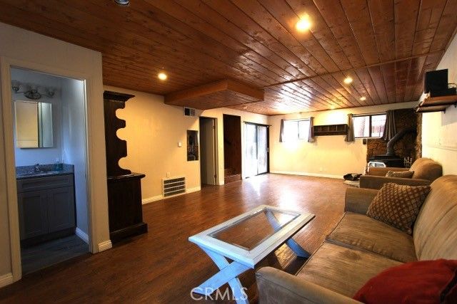 615 Ash, Green Valley Lake, CA 92341