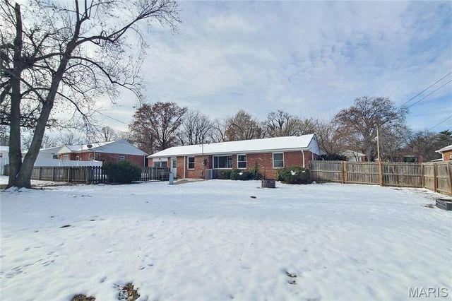 1150 Pembroke Drive, St Louis, MO 63119