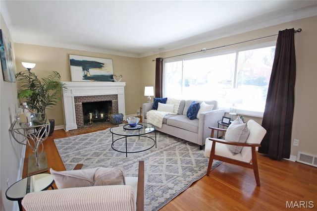 1150 Pembroke Drive, St Louis, MO 63119