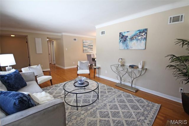 1150 Pembroke Drive, St Louis, MO 63119