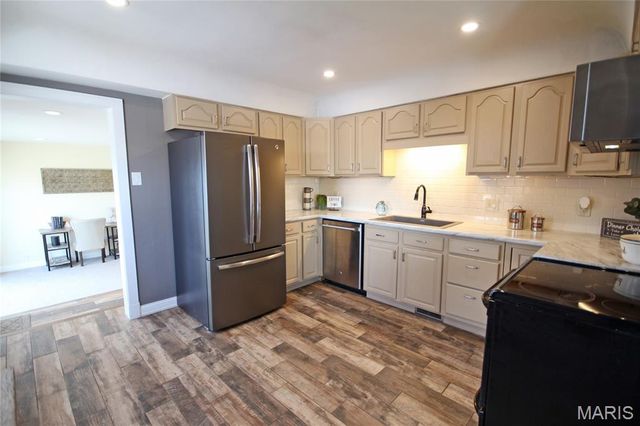 1150 Pembroke Drive, St Louis, MO 63119