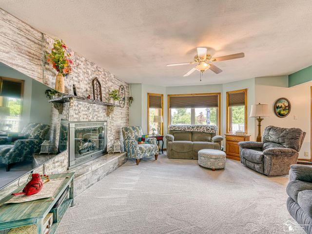 2223 Fix Road, Monroe, MI 48162