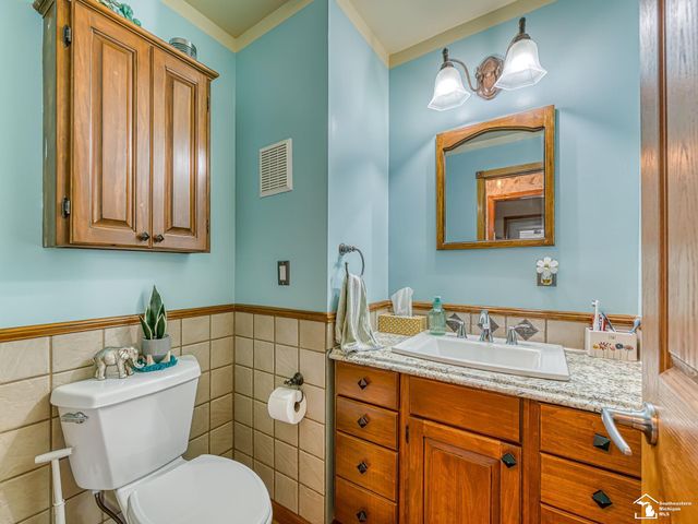 2223 Fix Road, Monroe, MI 48162