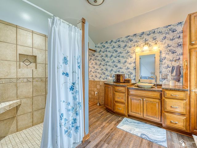 2223 Fix Road, Monroe, MI 48162