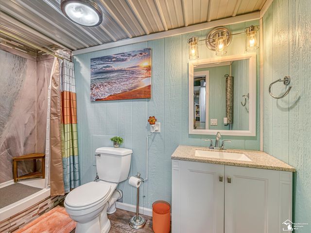 2223 Fix Road, Monroe, MI 48162
