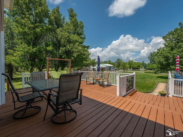 2223 Fix Road, Monroe, MI 48162
