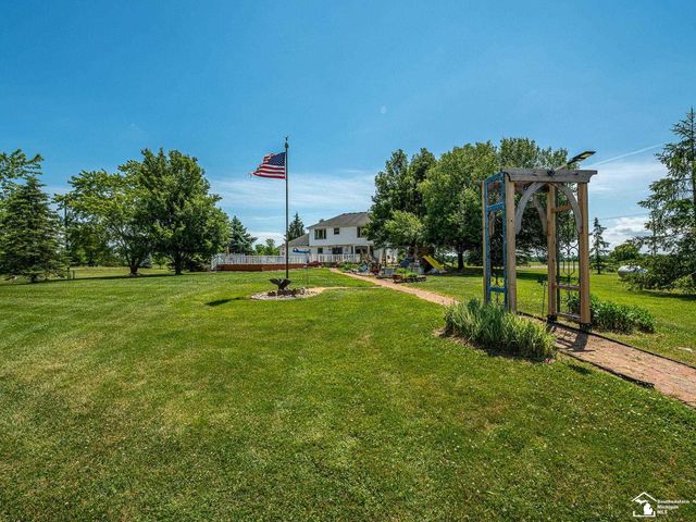 2223 Fix Road, Monroe, MI 48162
