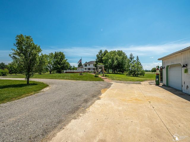 2223 Fix Road, Monroe, MI 48162
