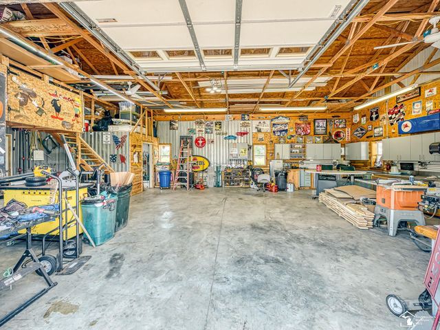 2223 Fix Road, Monroe, MI 48162