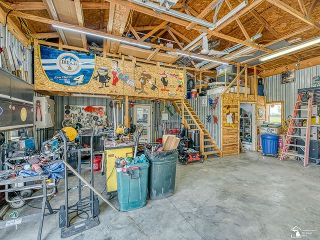 2223 Fix Road, Monroe, MI 48162