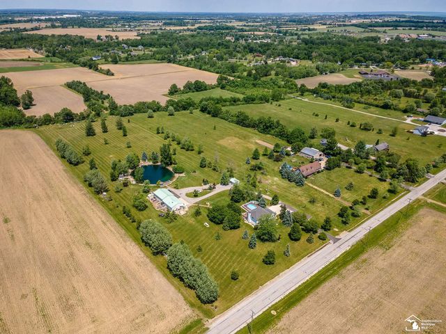 2223 Fix Road, Monroe, MI 48162