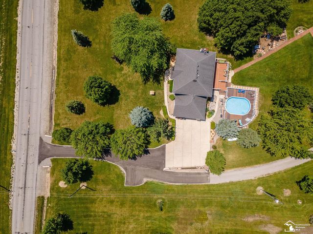2223 Fix Road, Monroe, MI 48162