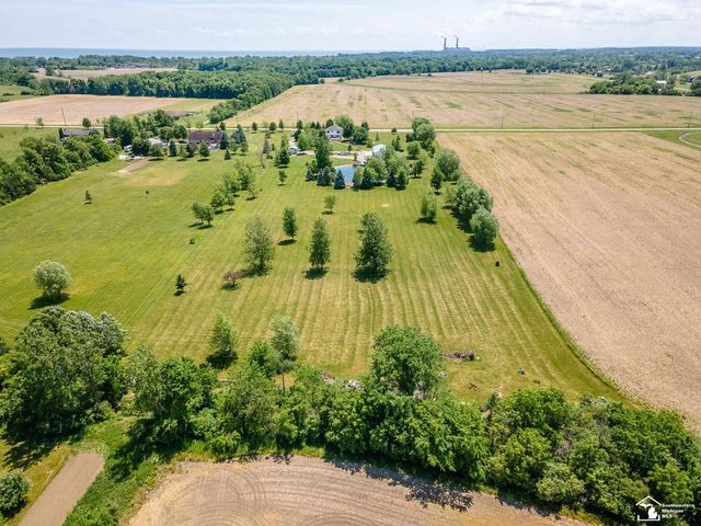 2223 Fix Road, Monroe, MI 48162