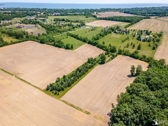2223 Fix Road, Monroe, MI 48162
