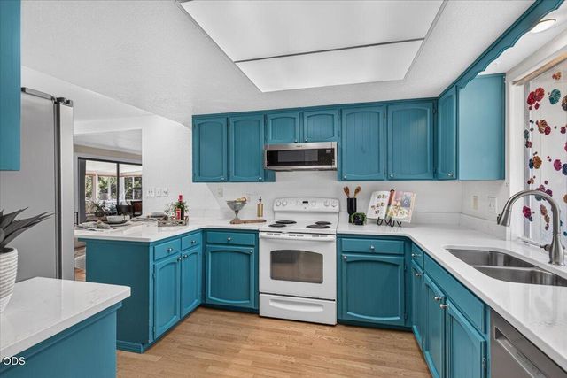 2025 Green Meadows Way, Ashland, OR 97520