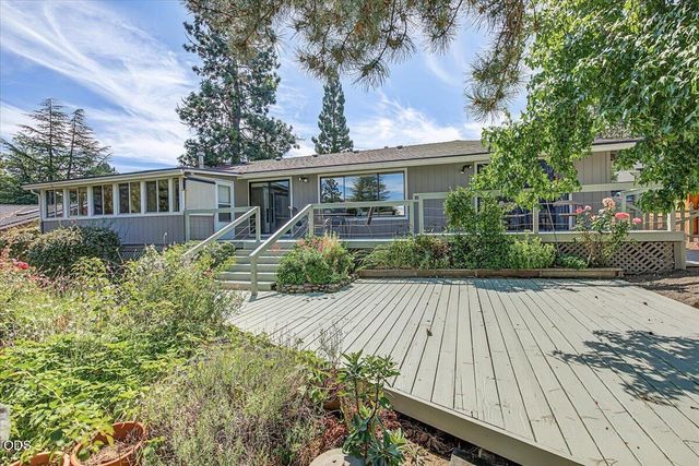 2025 Green Meadows Way, Ashland, OR 97520