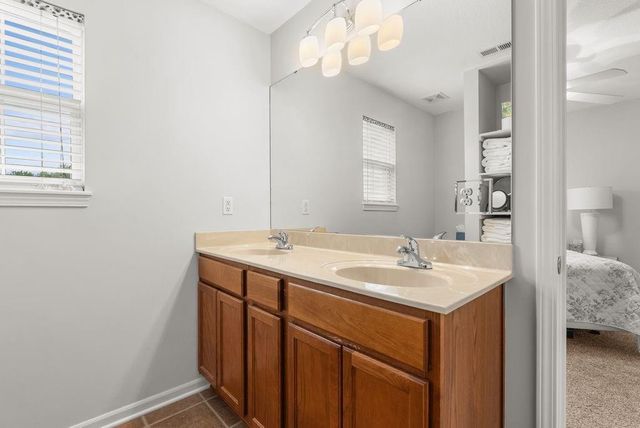 1207 SW Arborway Drive, Lee's Summit, MO 64082